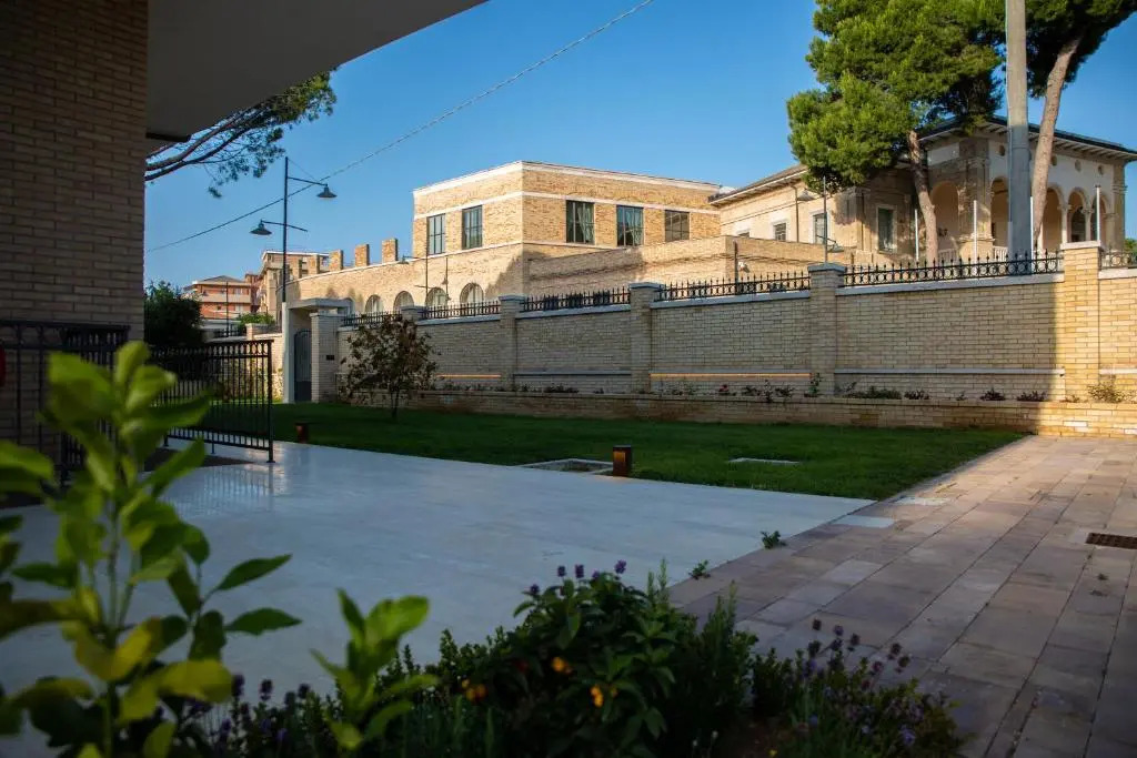 Aurum Suites