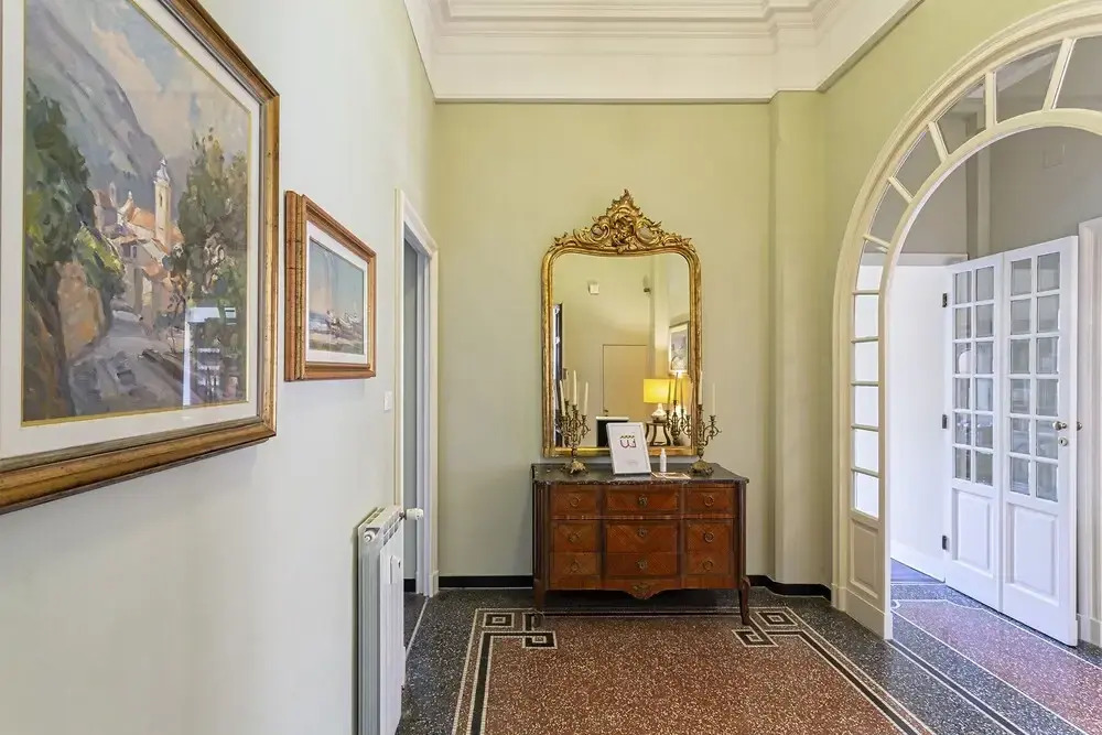 Albaro Classic Apartment by Wonderful Italy