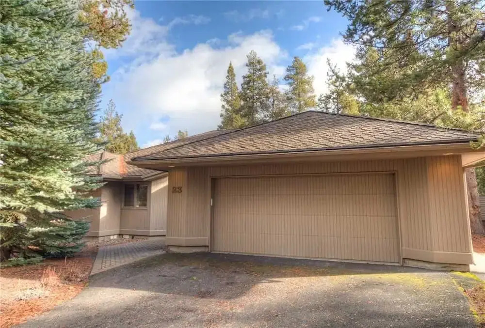 Red Cedar Lane 23