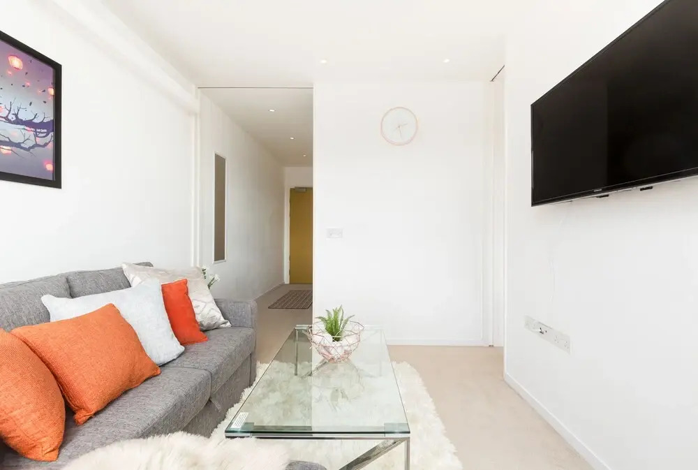 Reign Luxure Apartments