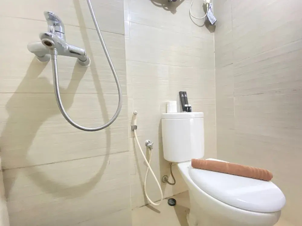 Spacious and Tranquil 2BR Apartment Gateway Pasteur By Travelio