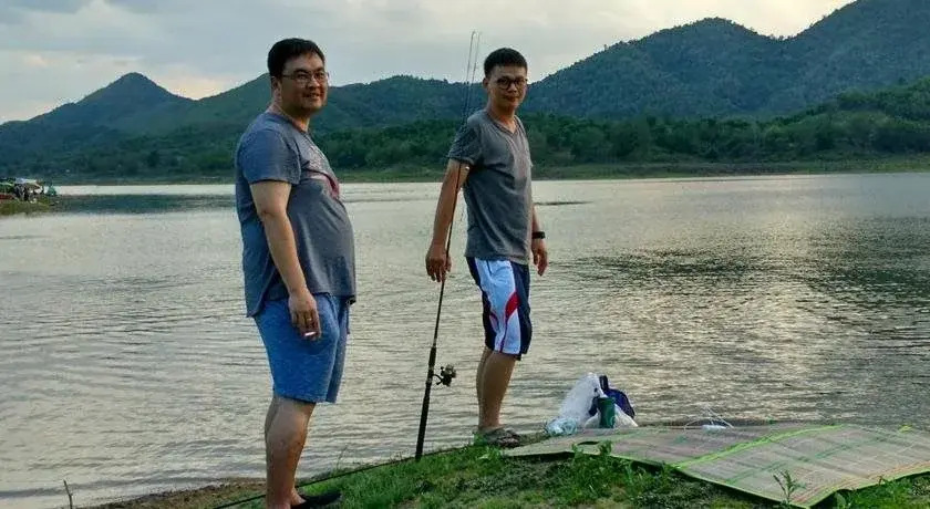 T and P Lake View