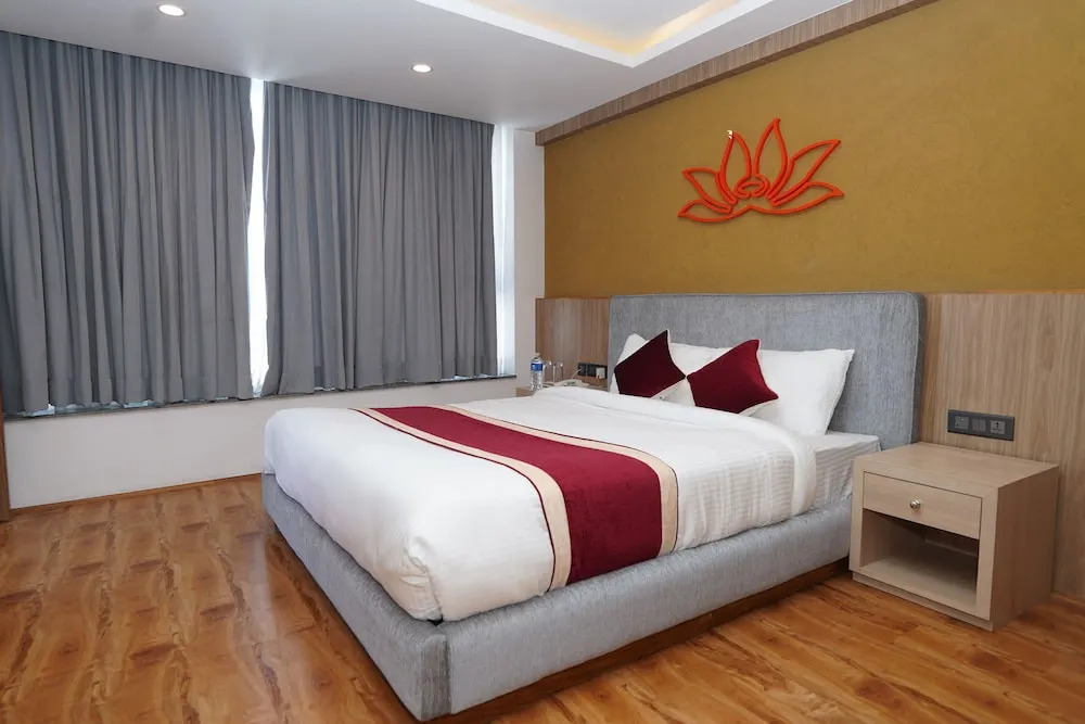Lotus Club Boutique Hotel