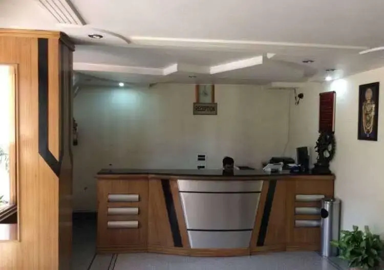 Hotel LG Residency