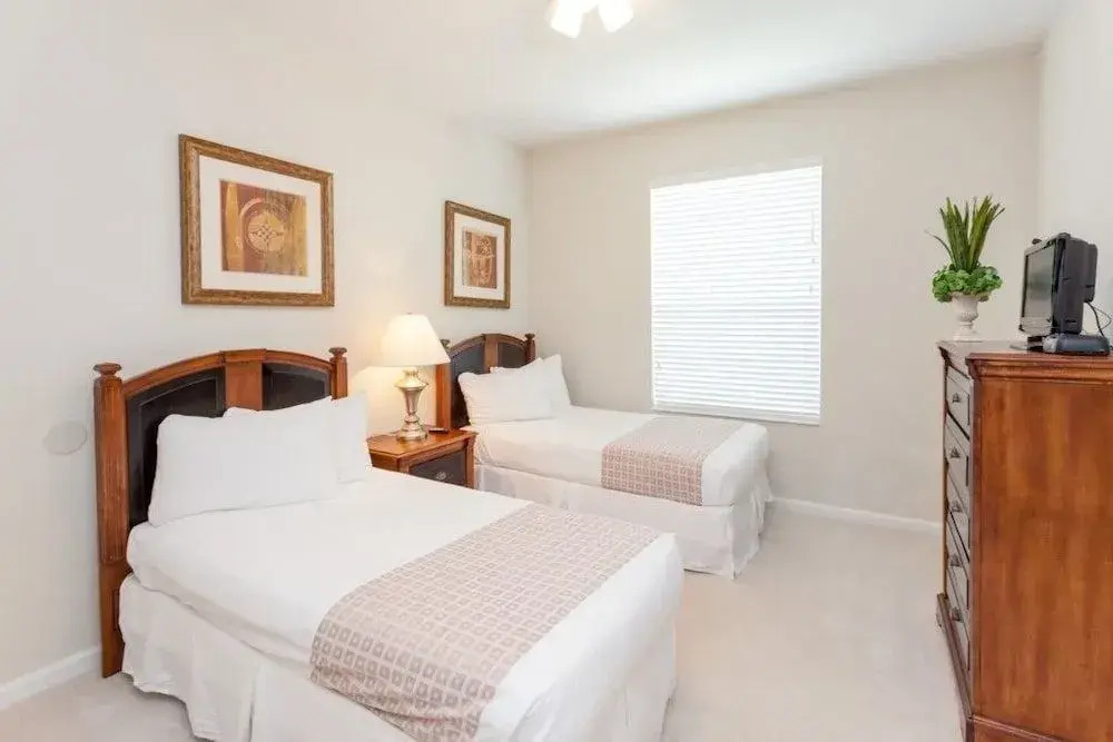 4114 Breakview Dr 307 2 Br condo by RedAwning