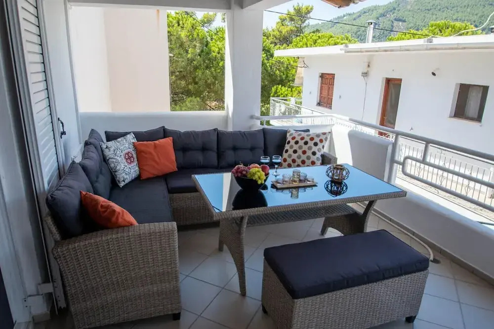 Avres Apartments
