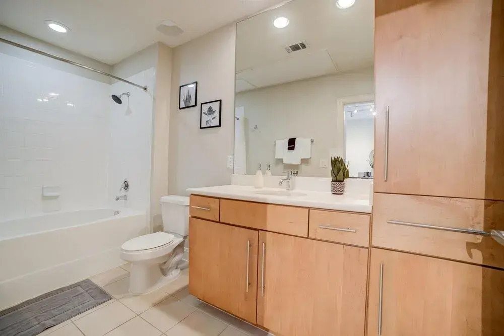 FRONTDESK SYNC Med Center Apts Houston