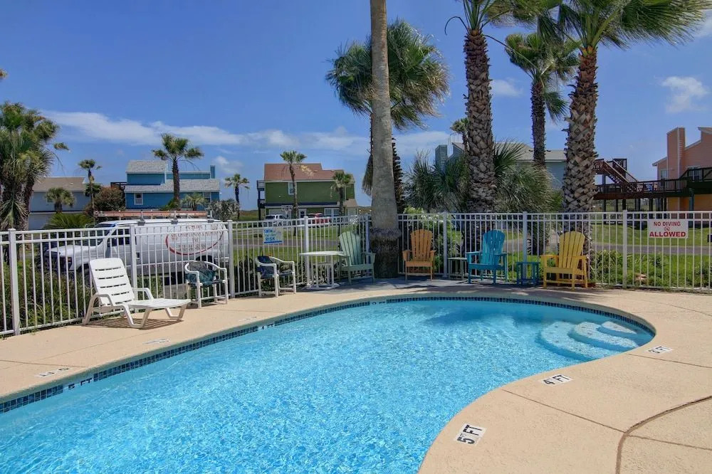 Laluna Madre 2 Bedrooms 2 Bathrooms Home