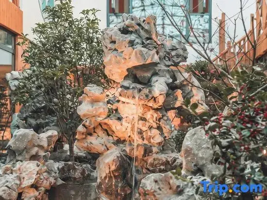 Youhou Boutique Hotel (Huaibei Railway Station Huaibei Normal University)