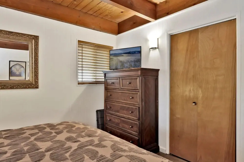 2135-ursa Minor 2 Bedroom Home by RedAwning