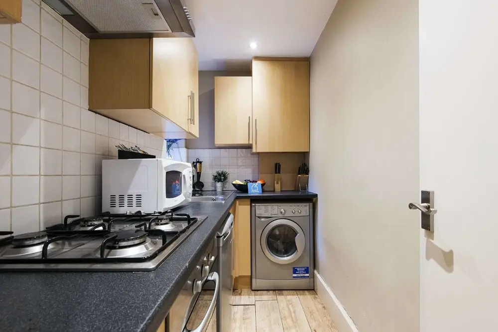 Bright Mornington Avenue Apartment I - KDW01