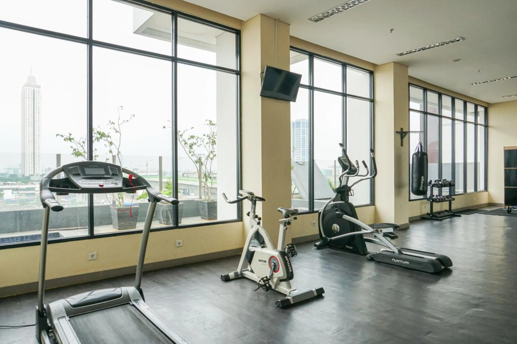 Comfy and Minimalist Studio Kebayoran Icon Apartment