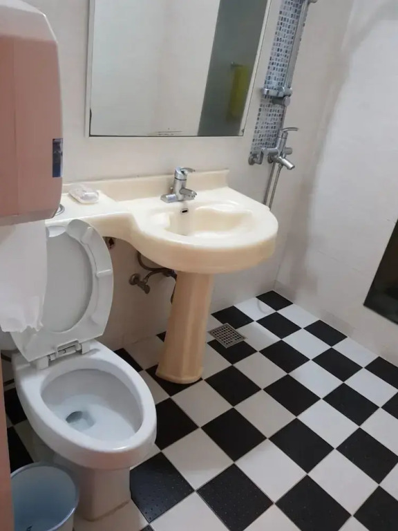Geoje Boomerang Motel