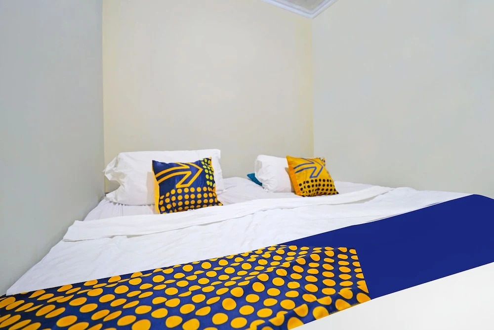 SPOT ON 91783 Urban Syariah ResidenceNearGOR Pandawa Lima