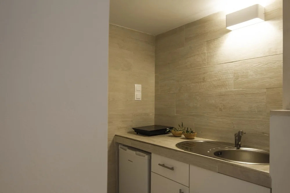 Mirsini Studios & Apartments