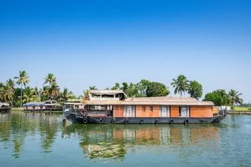Oyo 28400 Relax In Kerala Pamba 3Bhk Sharing House