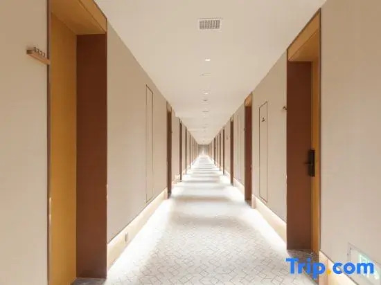 JI Hotel (Wuhan Optics Valley Gaonong Biotechnology Park)