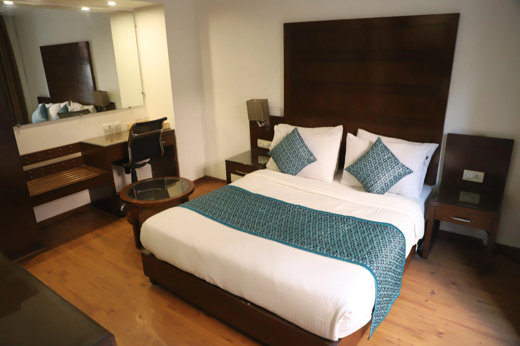 Hotel Blooming Inn and BANQUET