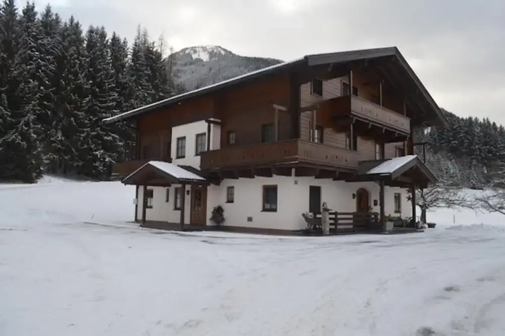Mittersill Apartment Close to ski Lifts