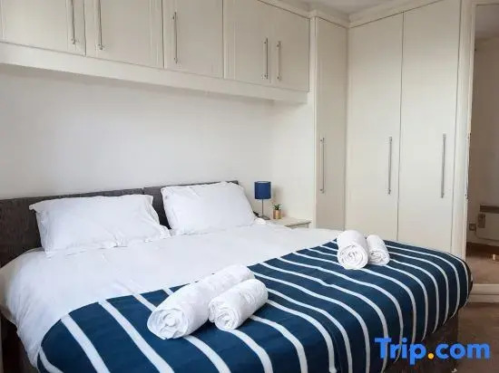 % LongStays | Roof Top Penthouse | Free Parking %