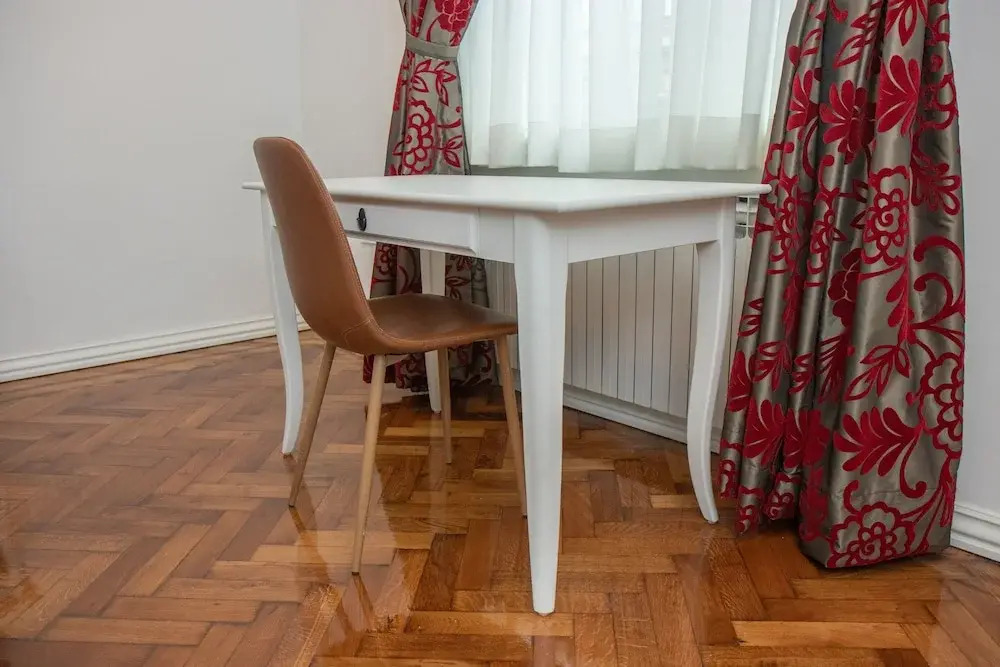 Crown Apartments