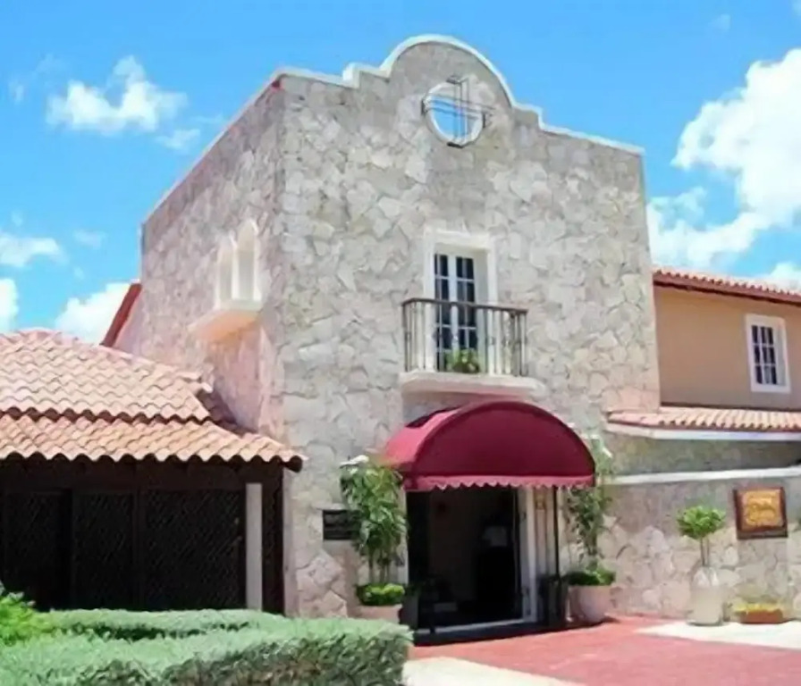 The Golf Suites