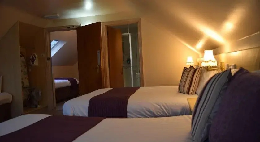 Hillview Lodge