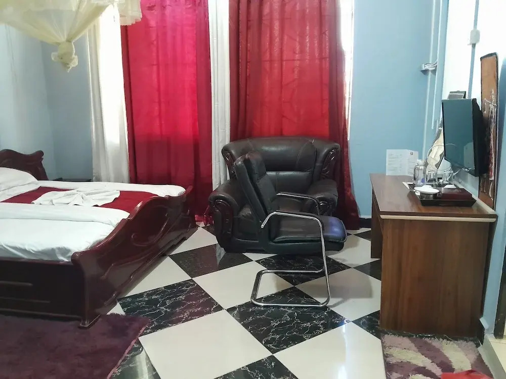 Gr City Hotel