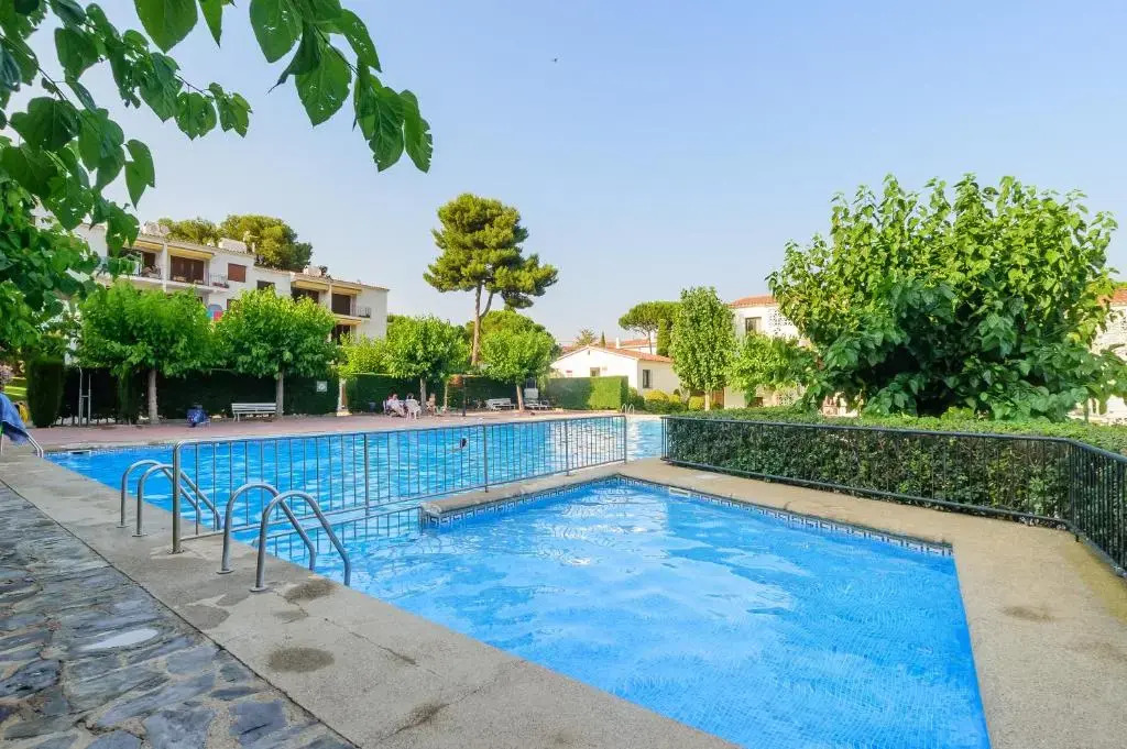 M-1 CALELLA DE PALAFRUGELL 4 PAX