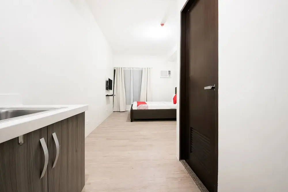 Oyo 445 Vinia Residences by Filinvest