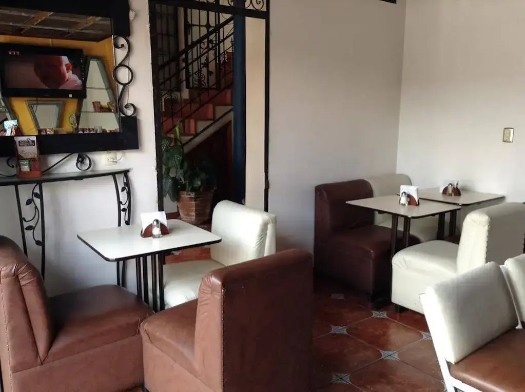 Hotel Hostal Los Faroles