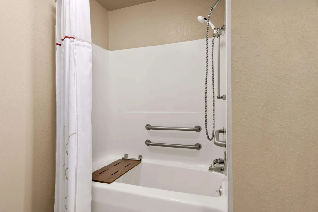 Hawthorn Extended Stay by Wyndham Decatur