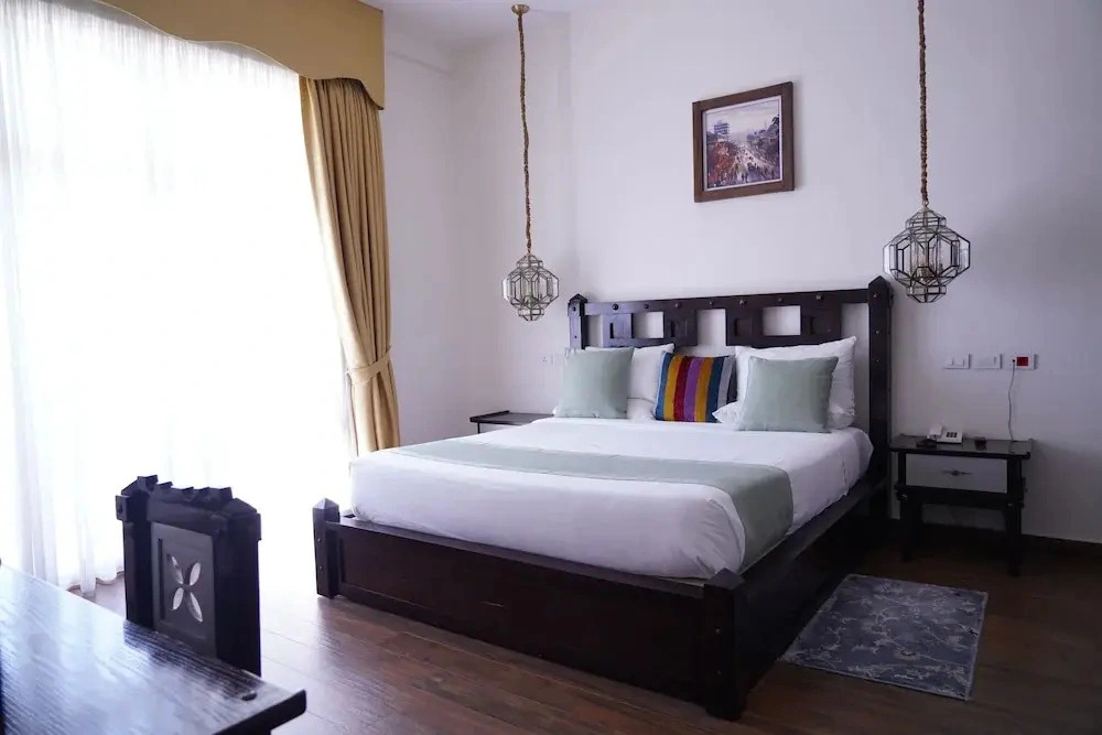 Pyramid Hotels & Resorts
