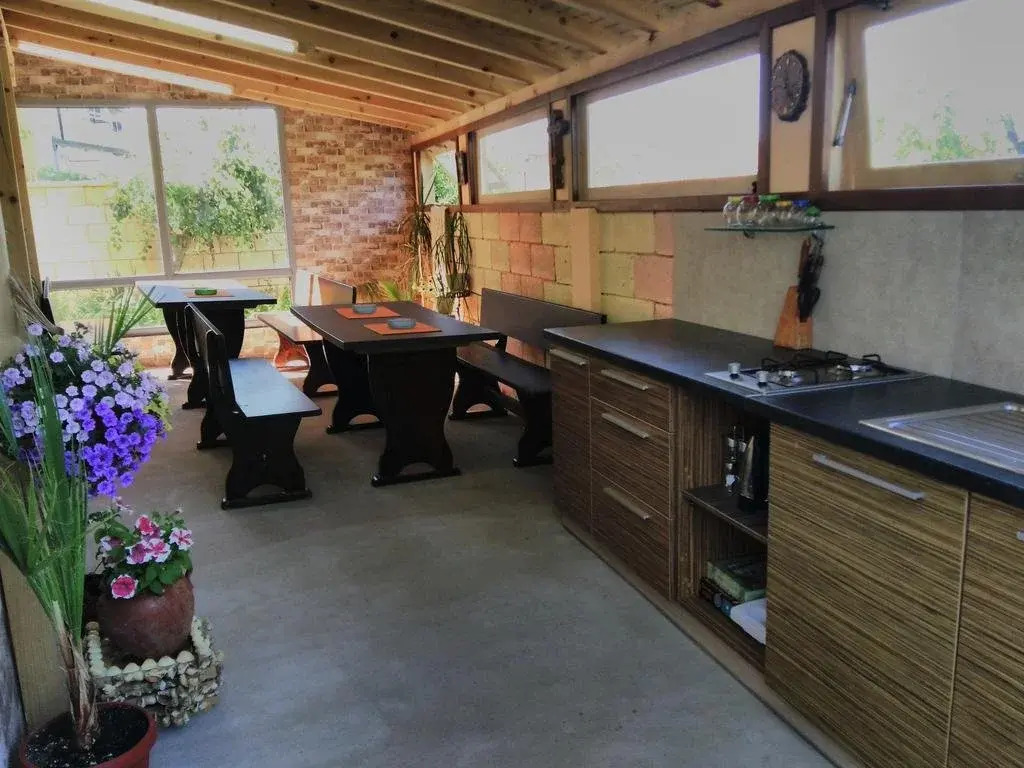 Eleonor Guest House