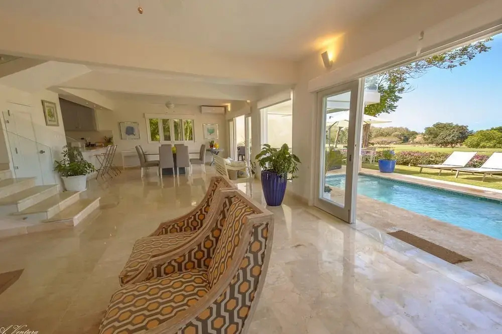 Private Villa with Pool and Golf Cart