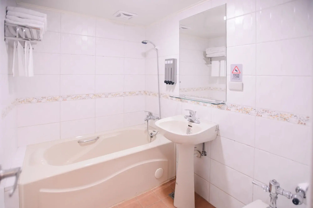 Kiwi Express Hotel - Taichung Station Branch 10