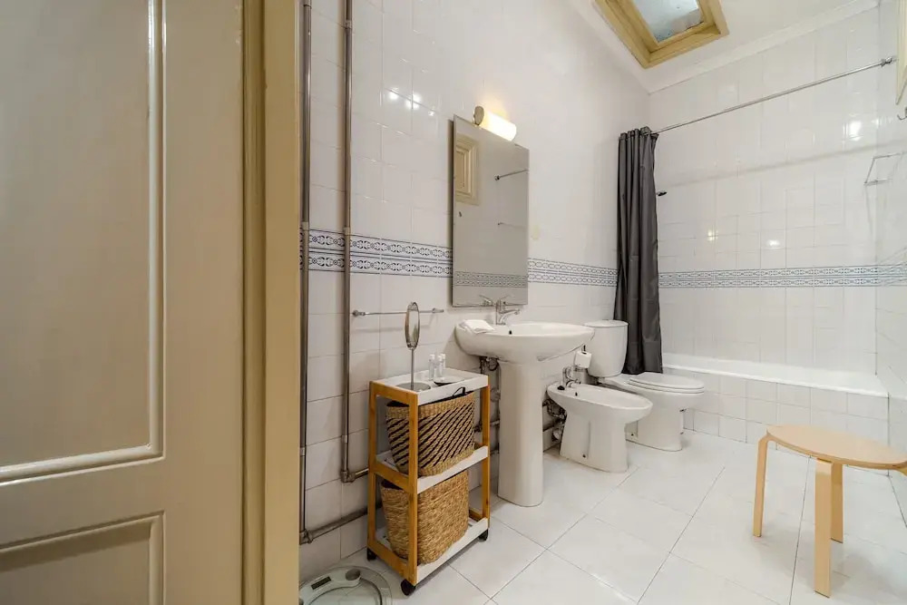Nomad's Family Lodging Porto