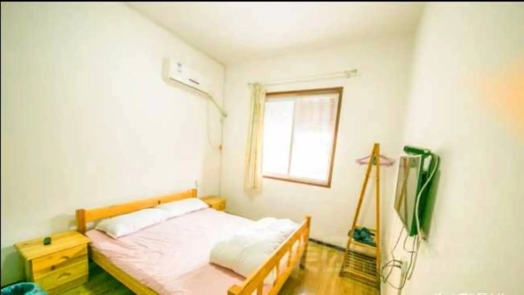 Kaifeng Huaihuang International Youth Hostel