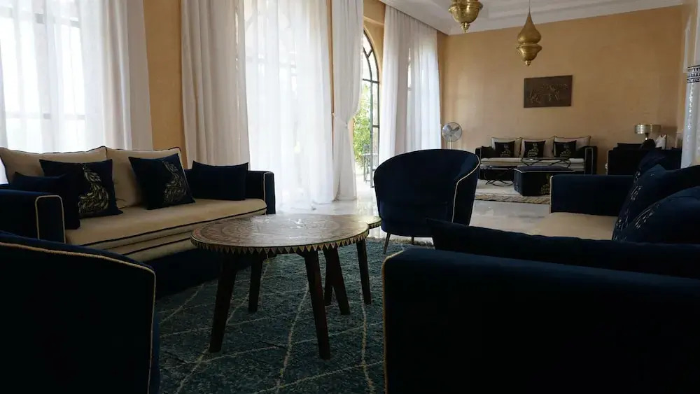 Saphir Paon - Luxury Villa in the middle of a farm