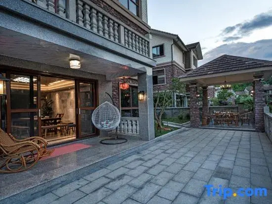 Zaishui Yifang Villa Hotel