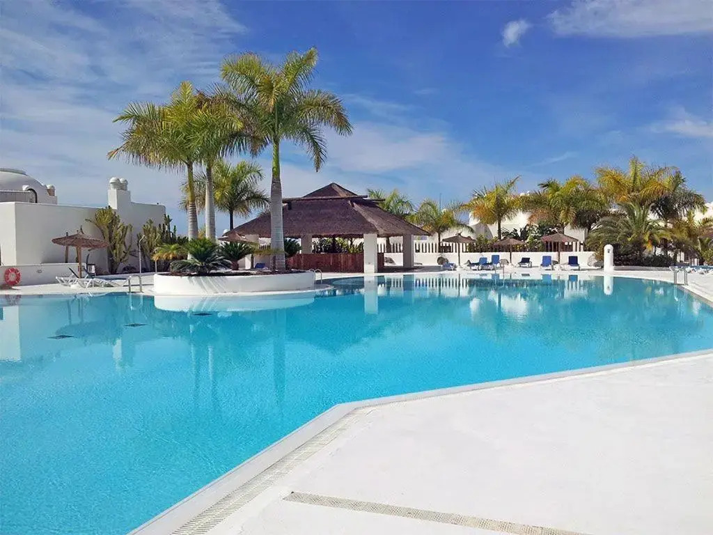 Apartment luxury complex near the sea