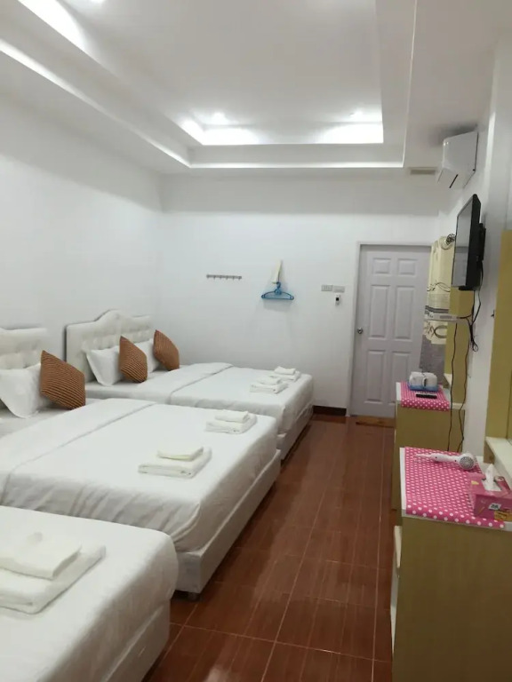 Phum & Proud Homestay
