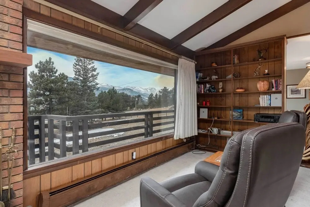 Spacious Colorado Retreat w/ Deck & Mountain Views