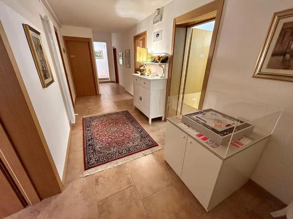 B&B Relief