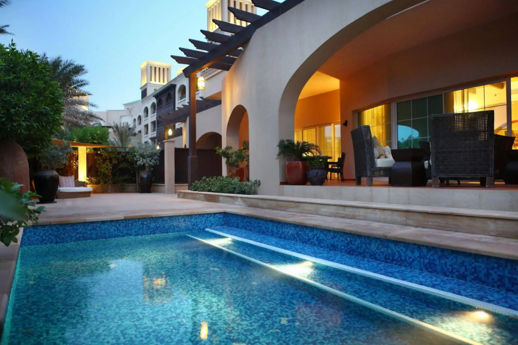 Anantara Desert Islands Resort & Spa