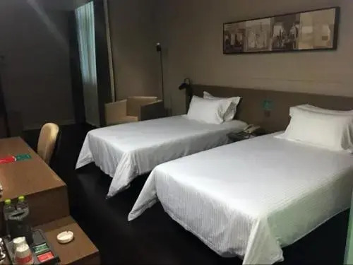 Jinjiang Select Yancheng Dafeng Jinfeng South Street Branch