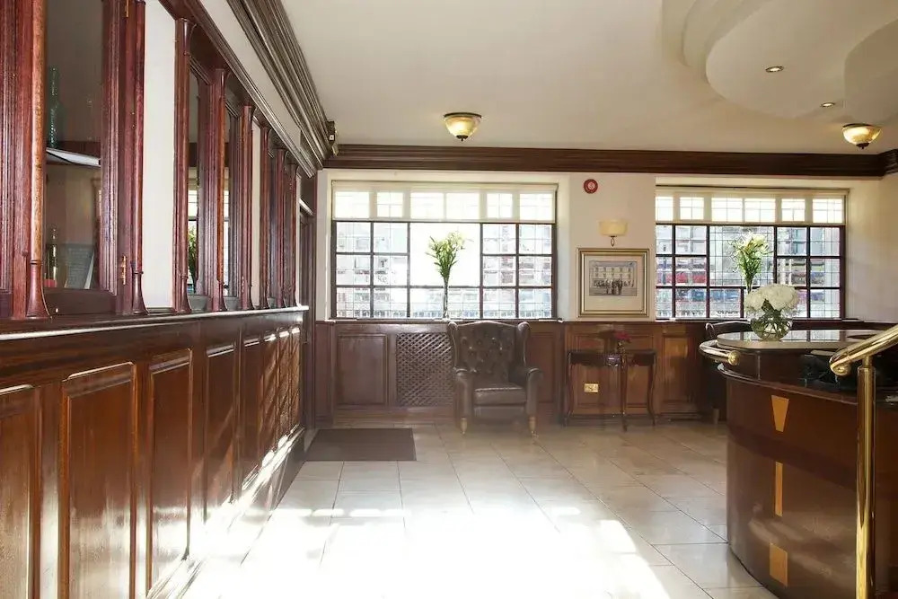 Hayes Hotel