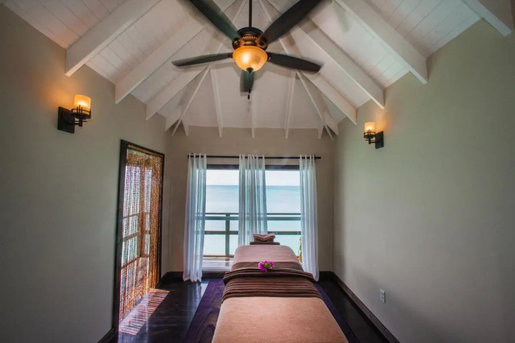 COCOS Hotel
