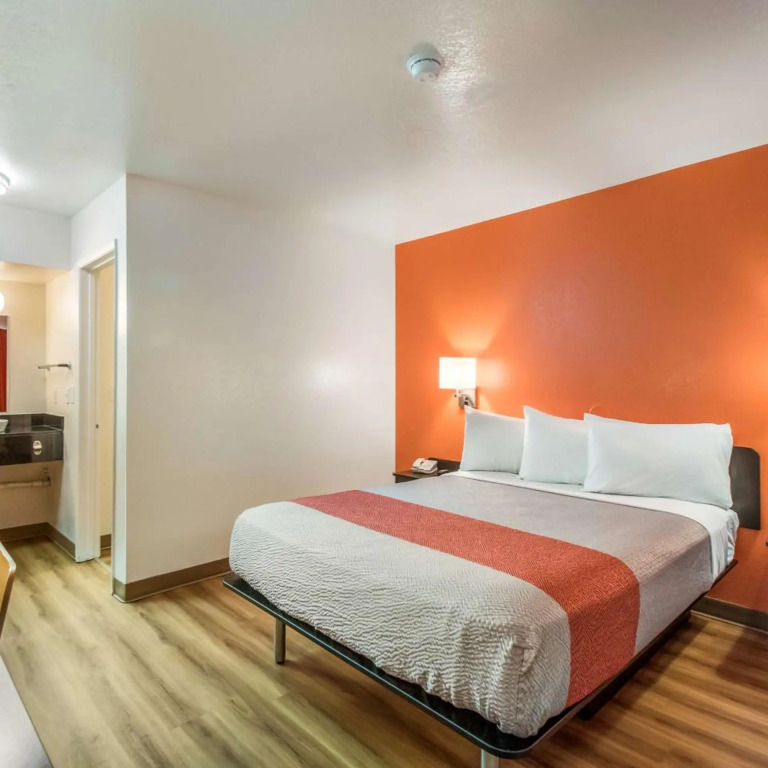 Motel 6-Youngtown, AZ - Phoenix - Sun City