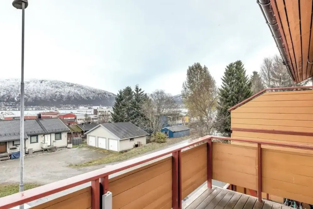 Arctic Apartment Modern 3-bed House in Tromso